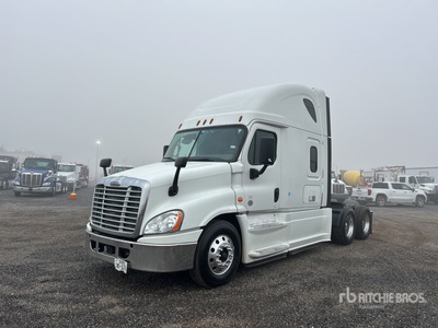 2018 Freightliner Cascadia 125 6x4 T/A Sleeper Truck Tractor