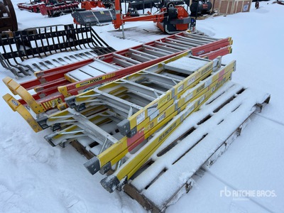 Quantity of (6) Platform Échelle