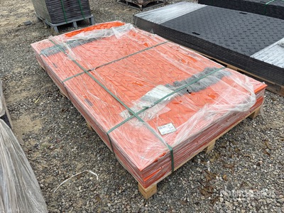 Quantity of (12) TPM 4 ft x 7.3 Ft Industrial Diamond Plated Ground Protection Mats ورش و مخازن متنوعة