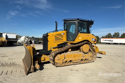 2024 Cat D5 ブルドーザー