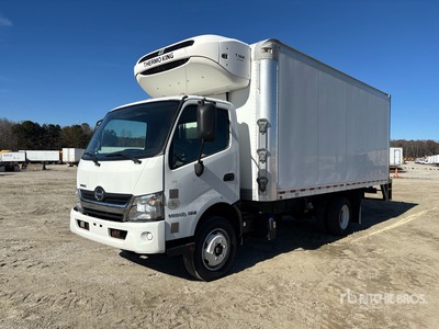2019 Hino 195 冷蔵トラック