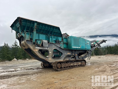 2016 Premiertrak 400 を見 Crusher