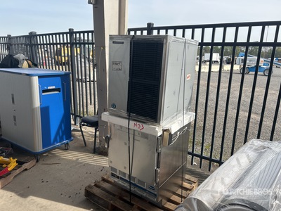 Quantity of (2) Follet REF4 w/ KM350 Hoshizaki Ice Maker Koelkast