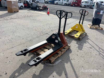 Quantity of (4) Transpallet