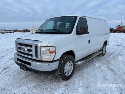 2013 Ford Econoline E-250 Cargo Van