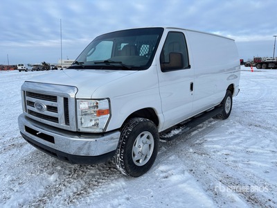 2013 Ford Econoline E-250 Cargo Van