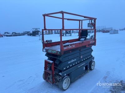 2018 Skyjack SJIII3226 Electric シザーリフト