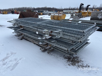 Quantity of 13 ft Galvanized Temporary Valla