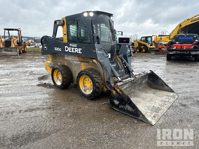 MINI CARGADOR SOBRE RUEDAS 2019 JOHN DEERE STEER