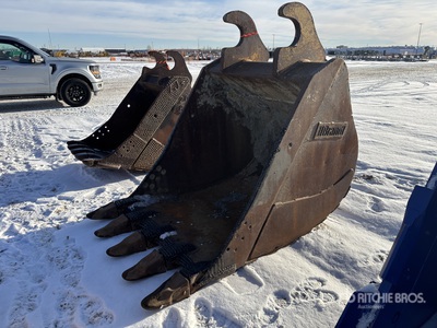 Brandt 54 in Digging Excavator Bucket - Fits John Deere 450