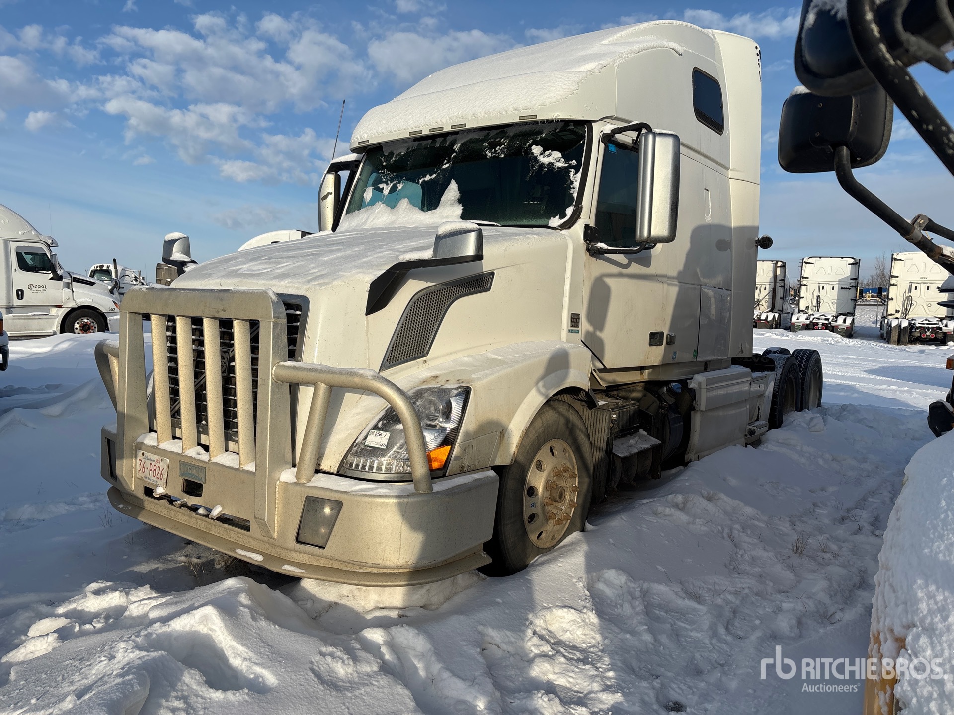 2015 Volvo VNL 6x4 T/A Sleeper Truck Tractor (Inoperable)