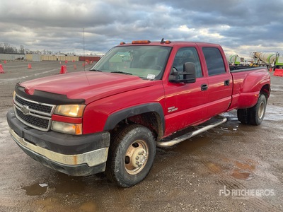 2006 Chevrolet K3500 LT 4x4 Crew Cab Pickup