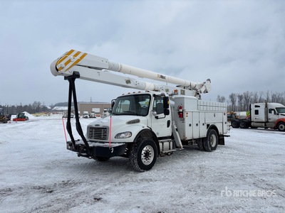 Altec AA755 55 ft on 2015 Freightliner M2 106 4x2 Camion nacelle