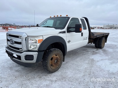 2014 Ford F-550 XLT 4x4 Extended Cab Flatbed Truck