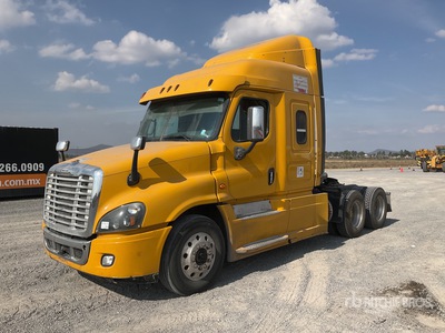 2017 Freightliner Cascadia 125 6x4 Tractocamion con Dormitorio / T/A Sleeper Truck Tractor