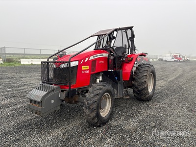 2021 Massey Ferguson 6713 Tracteur agricole 4 roues motrices