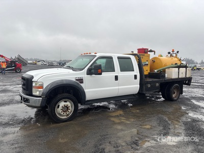 2008 Ford F-550 XL 4x4 Crew Cab Camion-citerne à vide