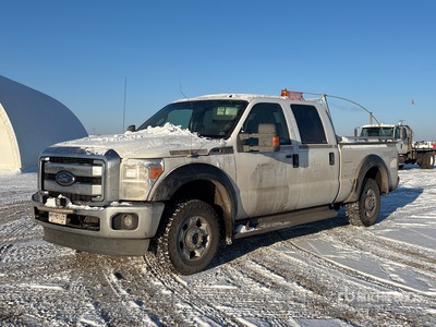 2012 Ford F-250 XLT 4x4 Crew Cab Pickup
