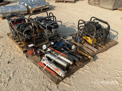 Quantity of Hydraulic Jack w/ Hydraulic Power Pack