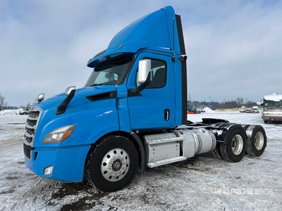 2018 Freigthliner Cascadia 116 6x4 T/A Day Cab Truck Tractor