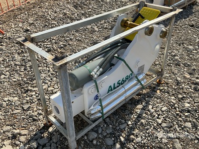 2025 LYALS LY680 ローダーバックホー用油圧ハンマー (Unused)