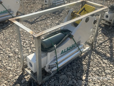 2025 LYALS LY680 ローダーバックホー用油圧ハンマー (Unused)