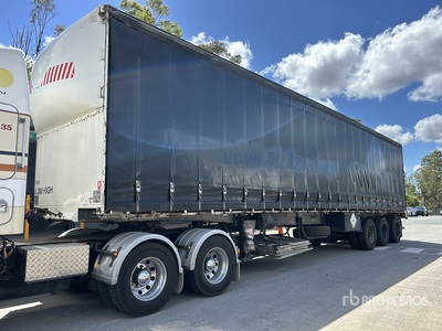 1987 Krueger Tri/A Curtain Side Trailer