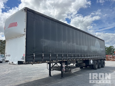 1987 Krueger 13.2 m Tri/A Remorque pour rideaux latéraux