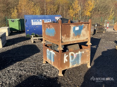 Quantity of (2) Stillages Of Steel Fence Post Brackets ادوات صناعية متنوعة