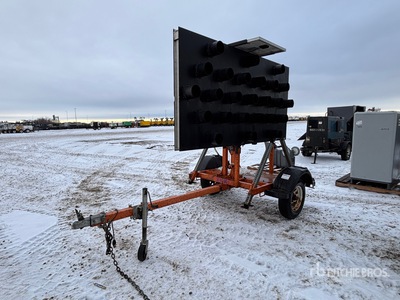 Ver-Mac Trailers - Specialty Solar Arrow Board