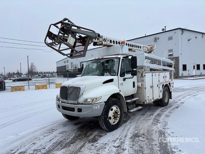Altec AT40C 34 ft on 2006 International 4300 4x2 Cable Placer Bucket Truck