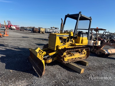 Komatsu D20A Apripista cingolato (Inoperable)
