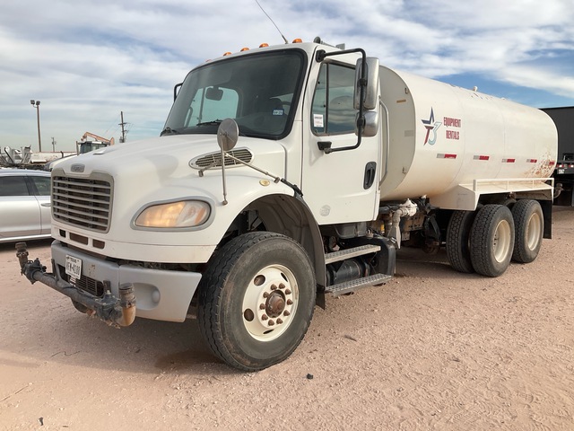 2016 Freightliner Business Class M2 4000 gal 6x4 Water Truck