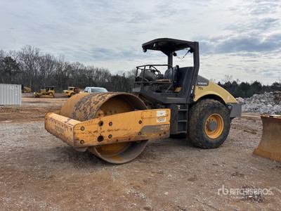 2011 Volvo SD100D Gladde trommelpers