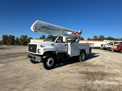 2002 Chevrolet C7500 4x2 Bucket Truck