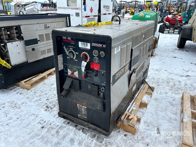 2011 Red-D-Arc D550K HO 525 A معدة لحام بمحرك