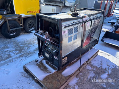2013 Lincoln Electric Red D Arc DX450 500 A Skid-Mounted Multi-Process Engine Driven Welder