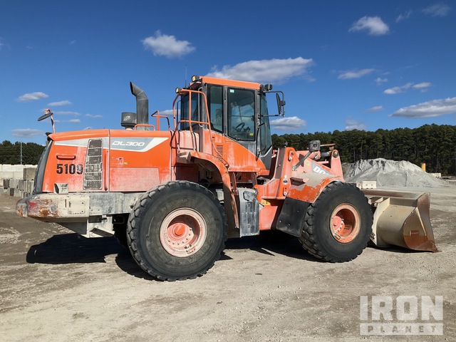 CARGADOR FRONTAL 2016 DOOSAN DL3005