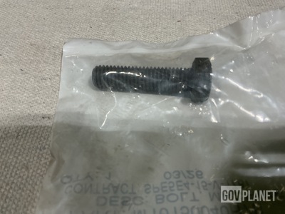 (3,942) Spartan M10150040H7B Machine Bolts