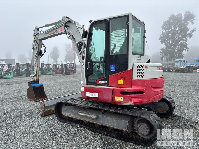 EXCAVADORA 2018 TAKEUCHI TB280FR