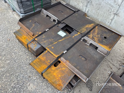 Quantity of (10) 2025 Kit Containers QT-F-BLANK Skid Steer Attachment Mounting Plate (Unused)
