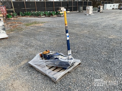 Hein-Werner HW93660 Hydraulic Service Jack