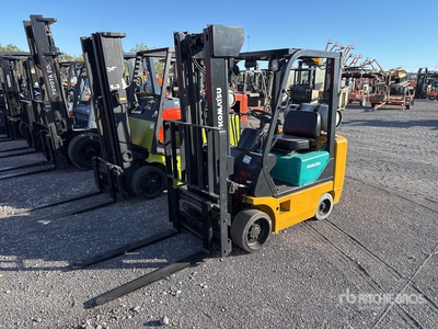 Komatsu FG18STLP-16 3250 lb Pneumatic Tire Chariot Élévateur
