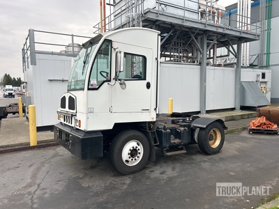 1996 Capacity 4x2 Spotter Truck (Inoperable)