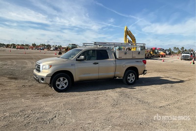 2010 Toyota Tundra 4x4 Crew Cab Pickup