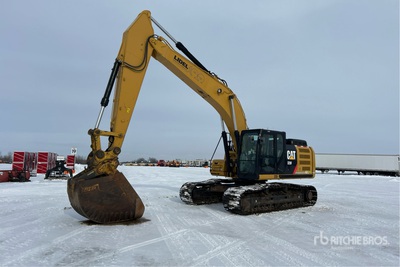 2015 Cat 329F L حفارة بجنزير