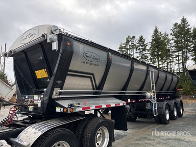 2026 Trout River 39 ft Tri/A Live Bottom Trailer