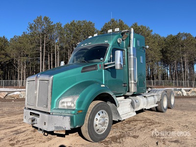 2015 Kenworth T880 6x4 Cabeza Tractora Cabina Dormitorio