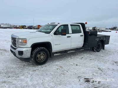 2016 GMC Sierra 3500HD 4x4 Crew Cab شاحنة متعددة الاغراض