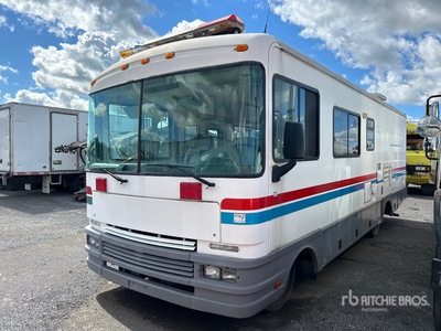 1998 Chevrolet Fleetwood Motor Home (Inoperable)